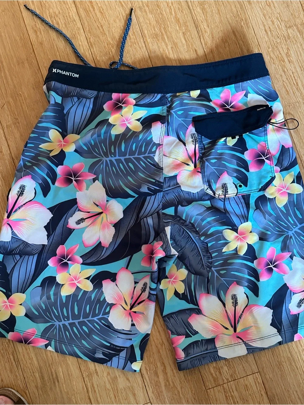 Hurley Phantom Men’s Navy Blue Tropical Floral Boardshorts Sz 29